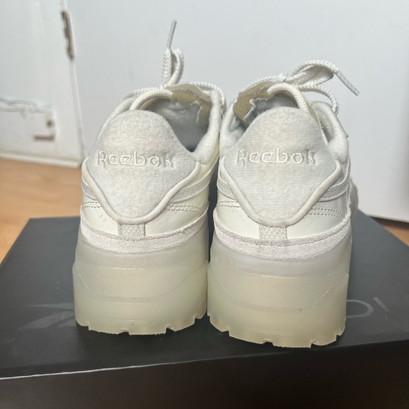 SOLD* - Picture 6 of 7